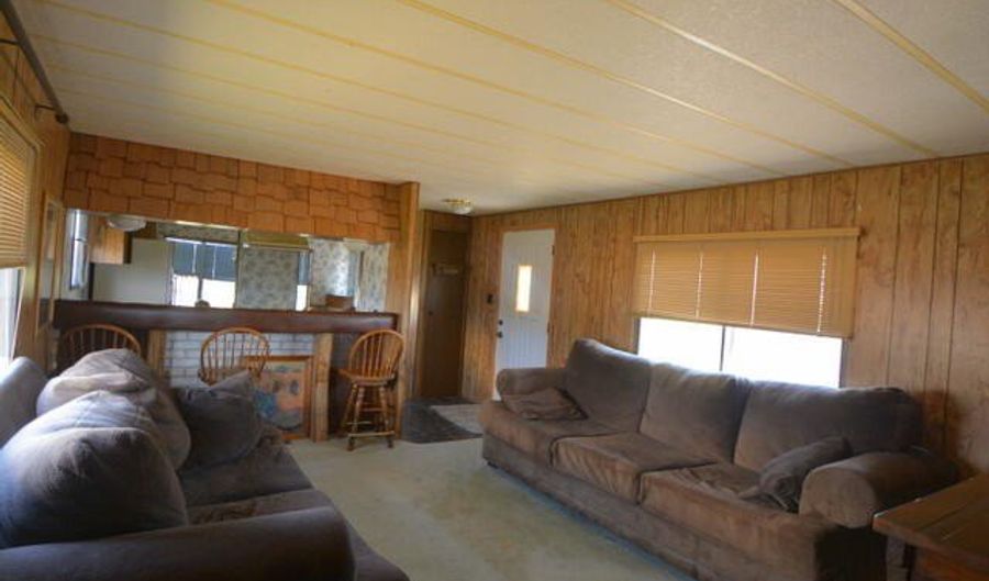 66 Lakeview Dr, Carey, ID 83320 - 2 Beds, 1 Bath