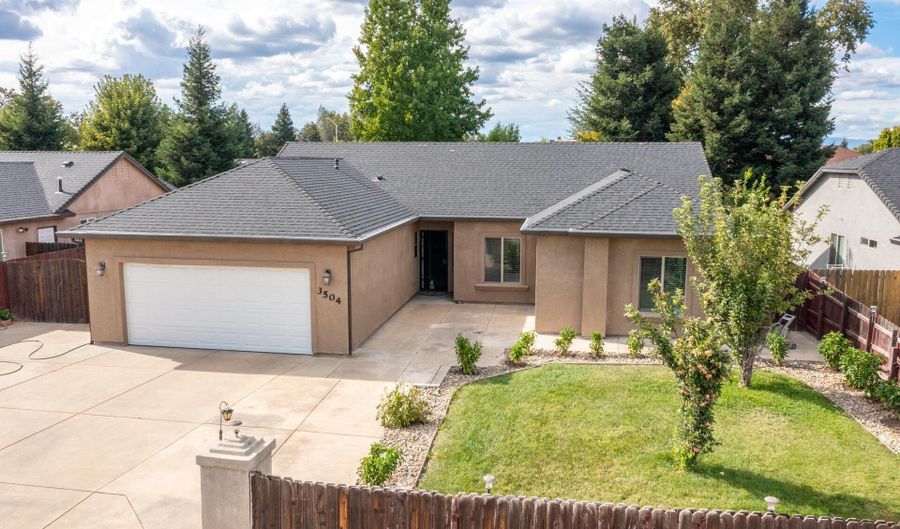 3504 Humbug Dr, Anderson, CA 96007 - 4 Beds, 2 Bath