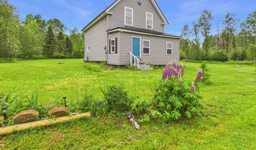 579 Sheridan Rd, Ashland, ME 04732 - 3 Beds, 2 Bath
