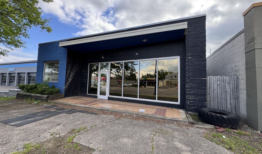 401 S Maple Rd, Ann Arbor, MI 48103 - 0 Beds, 0 Bath