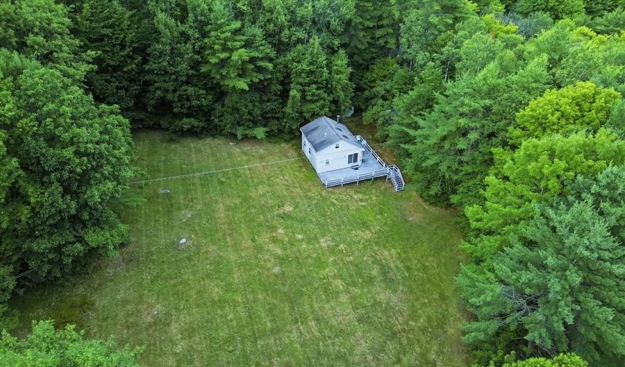 6-8 Field Dr, Ashland, NH 03217 - 3 Beds, 1 Bath