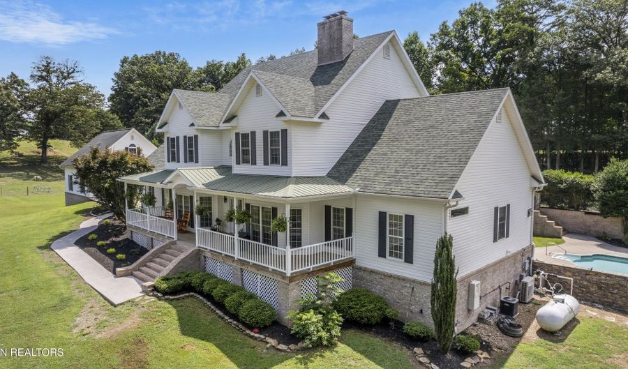 316 Red Hill Rd, Andersonville, TN 37705 - 6 Beds, 4 Bath