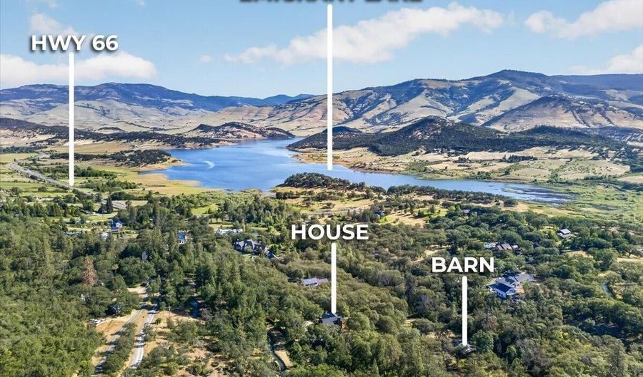 7130 Highway 66, Ashland, OR 97520 - 3 Beds, 3 Bath
