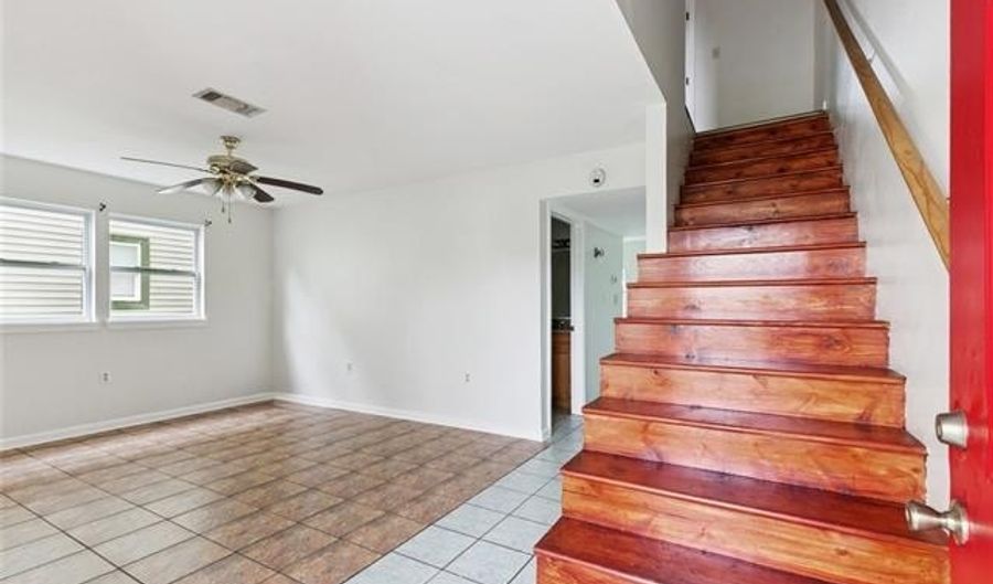 3608 JUNO Dr, Chalmette, LA 70043 - 3 Beds, 2 Bath