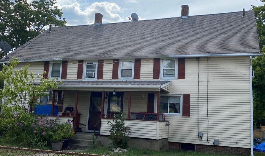 41 2nd St, Plainfield, CT 06374 - 6 Beds, 2 Bath