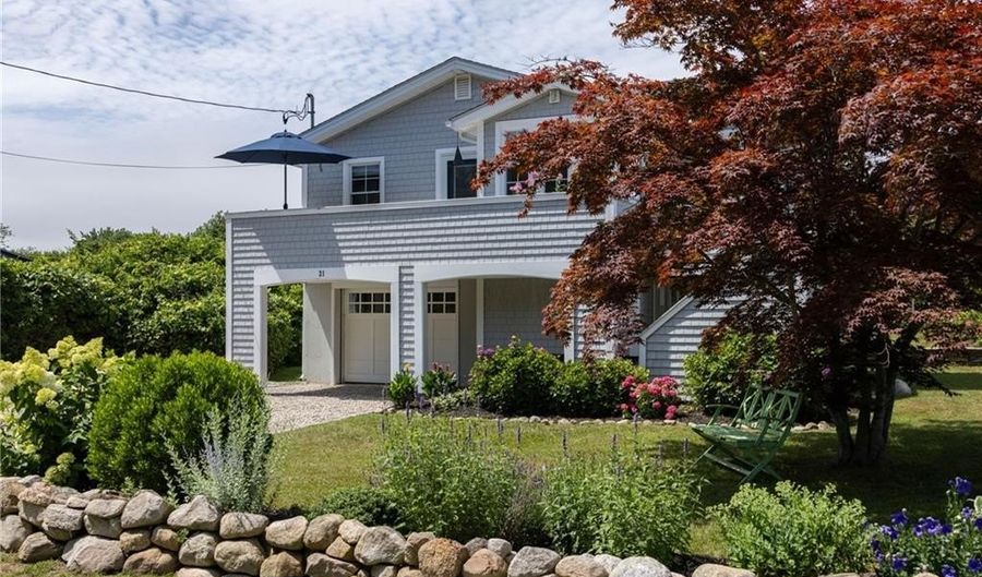 21 Overlook Ave, Charlestown, RI 02813 - 2 Beds, 2 Bath