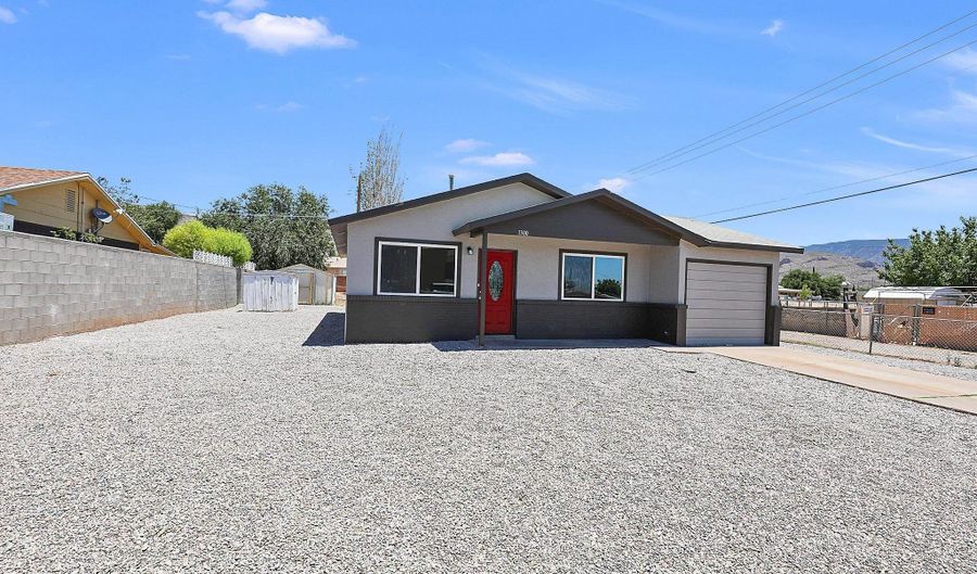 1300 Fillmore Ave, Alamogordo, NM 88310 - 3 Beds, 2 Bath