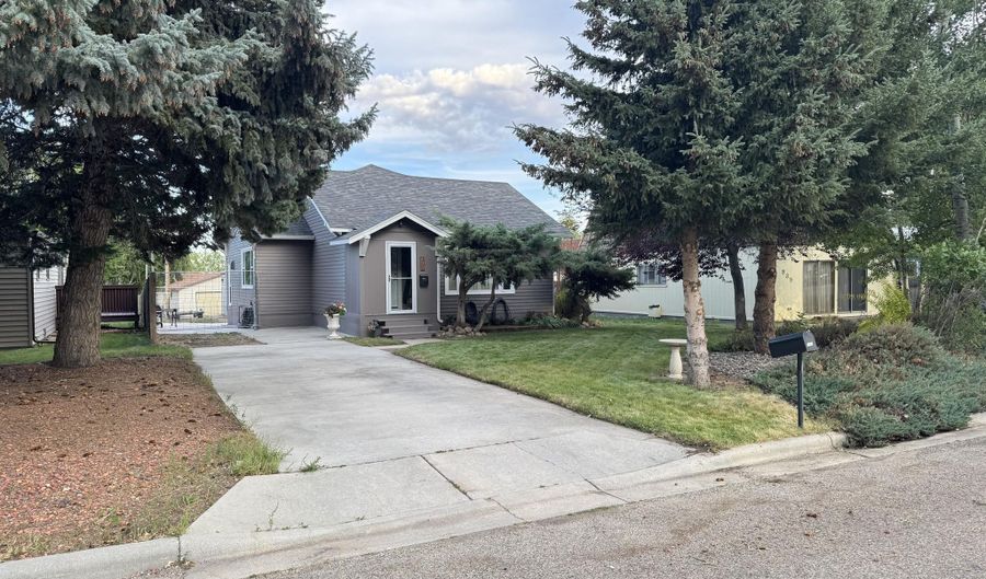 937 N Carrington Ave, Buffalo, WY 82834 - 2 Beds, 1 Bath