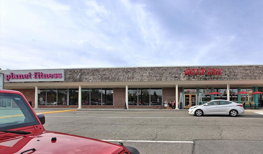 6022 VALLEY VIEW Dr, Alexandria, VA 22310 - 3 Beds, 2 Bath