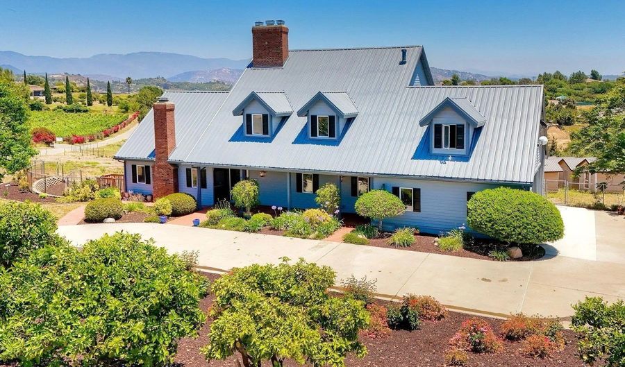 2511 Via Rancheros, Fallbrook, CA 92028 - 4 Beds, 3 Bath