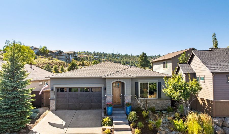 2631 NW Boulder Ridge Loop, Bend, OR 97703 - 3 Beds, 2 Bath