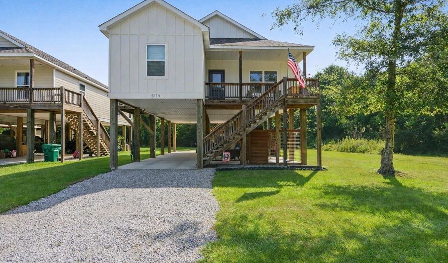 5114 Oak St, Bay St. Louis, MS 39520 - 3 Beds, 2 Bath