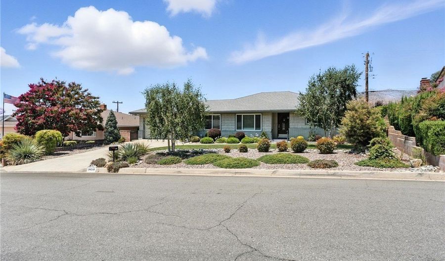 36218 Golden Gate Dr, Yucaipa, CA 92399 - 2 Beds, 2 Bath
