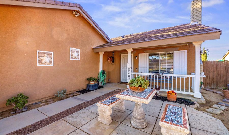 10852 Bonanza Rd, Adelanto, CA 92301 - 3 Beds, 2 Bath