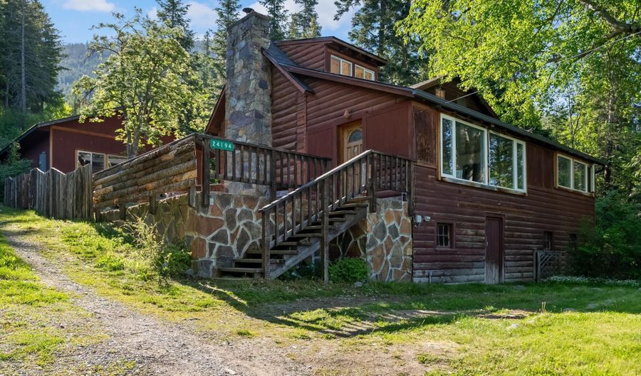 24194 Mt Hwy 35, Bigfork, MT 59911 - 3 Beds, 2 Bath