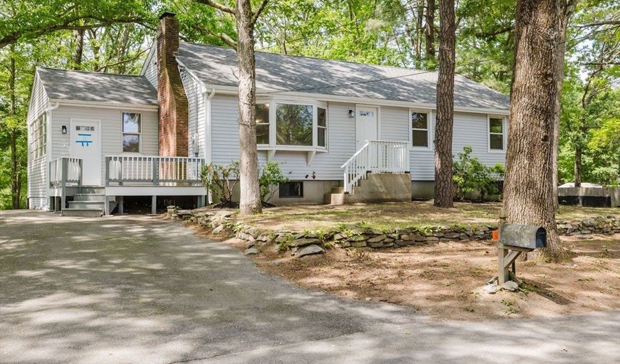 24 Sagamore, Attleboro, MA 02703 - 3 Beds, 1 Bath