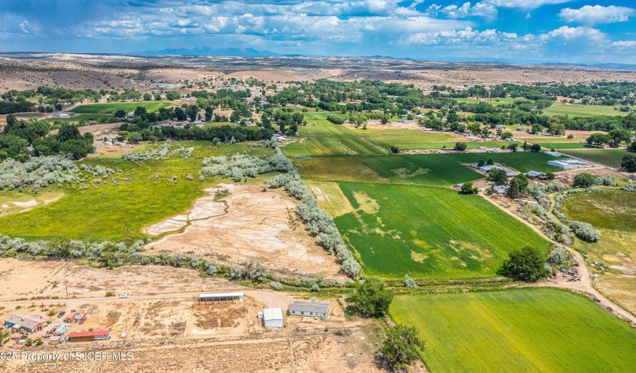 28 D ROAD 3333, Aztec, NM 87410 - 3 Beds, 2 Bath