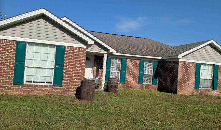 62539 Presley Rd, Atmore, AL 36502 - 3 Beds, 2 Bath