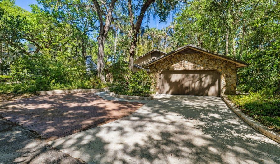 1875 LIVE OAK Ln, Atlantic Beach, FL 32233 - 3 Beds, 3 Bath