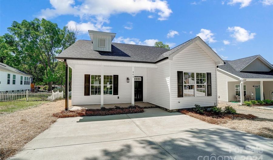 265 S Circle NW, Concord, NC 28027 - 3 Beds, 2 Bath