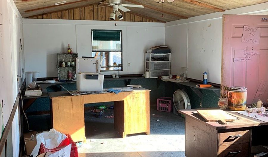 464 W Parker St, Baxley, GA 31513 - 0 Beds, 0 Bath