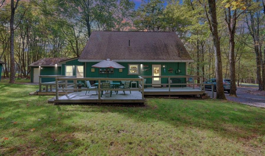 106 Burnshaw Ln, Albrightsville, PA 18210 - 3 Beds, null Bath