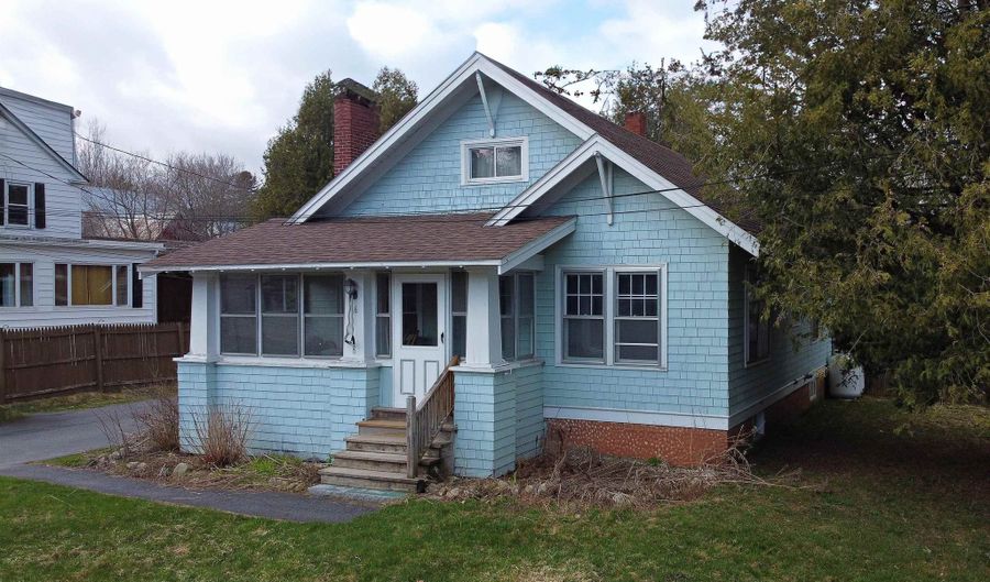 16 Dodge Ave, Barre, VT 05654 - 3 Beds, 2 Bath