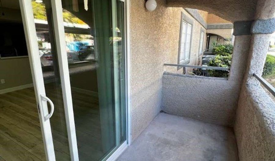 231 Mission Newport Ln 102, Las Vegas, NV 89107 - 2 Beds, 2 Bath