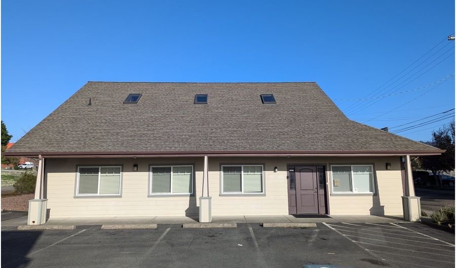616 HEMLOCK St, Brookings, OR 97415 - 0 Beds, 0 Bath
