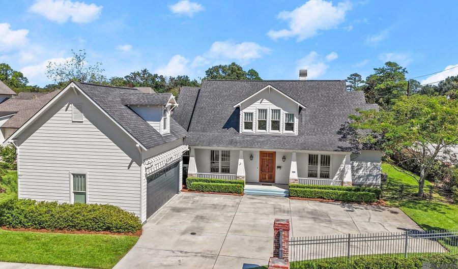 9349 Pieta Ln, Baton Rouge, LA 70809 - 4 Beds, 3 Bath