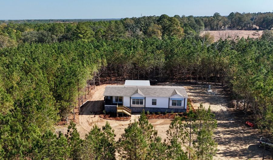 1262 Penny Morris Rd, Baxley, GA 31513 - 3 Beds, 2 Bath