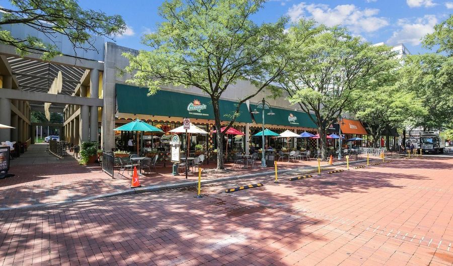 4815 31ST St S B1, Arlington, VA 22206 - 1 Beds, 1 Bath