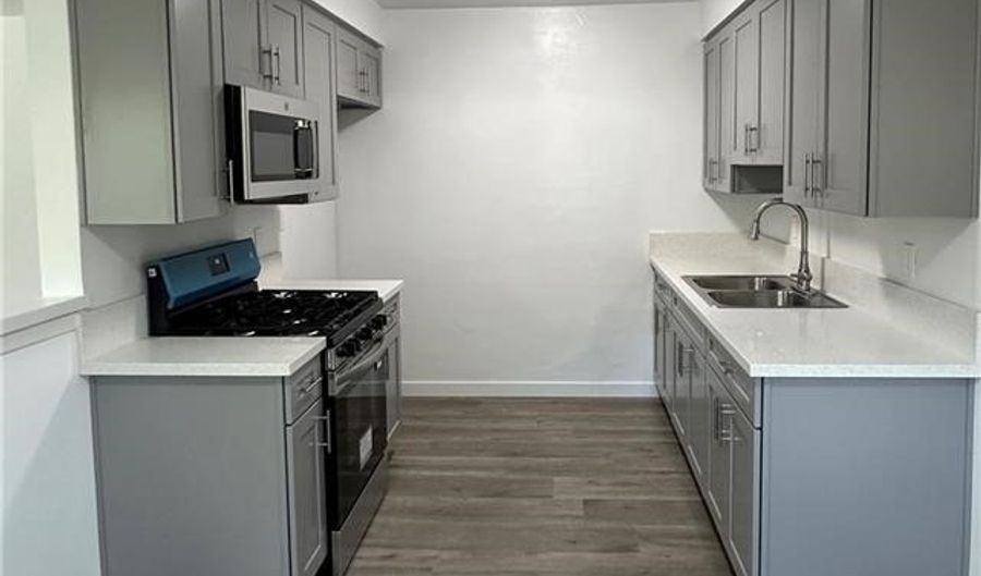 512 N Marguerita Ave E, Alhambra, CA 91801 - 2 Beds, 1 Bath