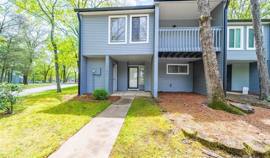 11222 Carmel Chace Dr, Charlotte, NC 28226 - 2 Beds, 3 Bath