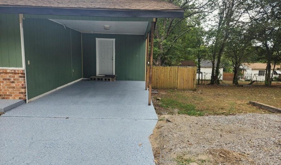 355 W Morrow St, Batesville, AR 72501 - 3 Beds, 2 Bath