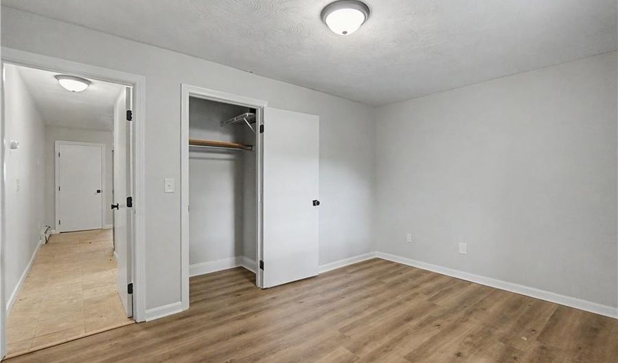 569 Smithfield Rd 2, North Providence, RI 02904 - 1 Beds, 1 Bath