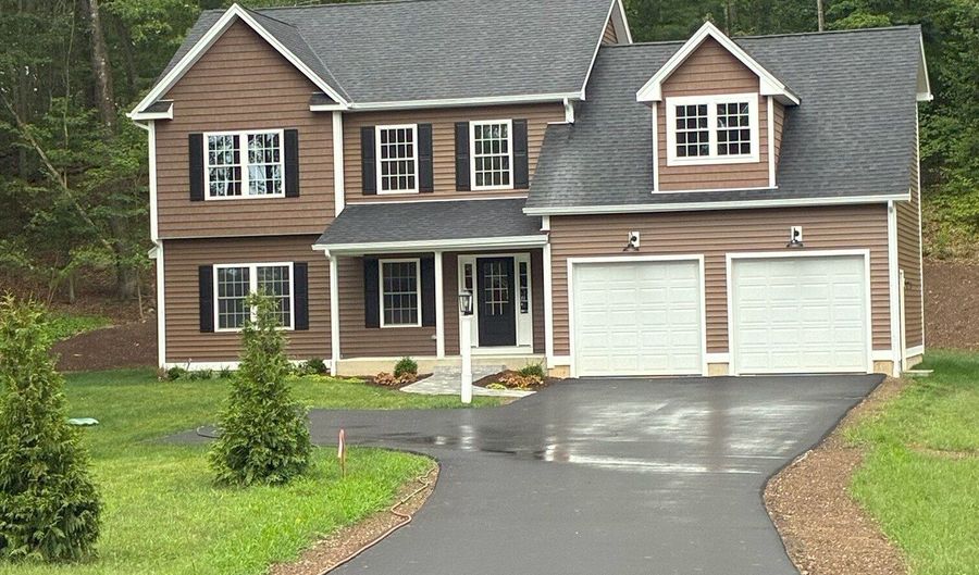 164 Fox Den Rd, Bristol, CT 06010 - 4 Beds, 3 Bath