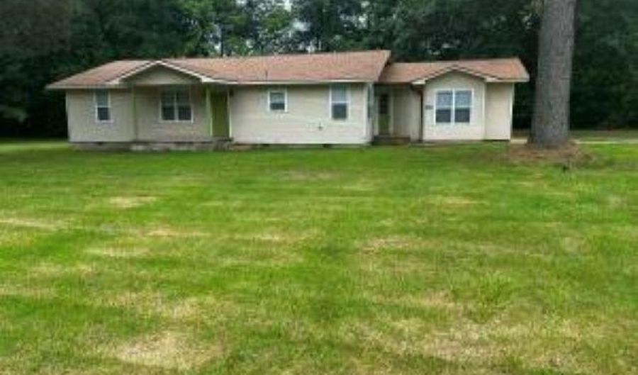 80 Green Ln, Batesville, AR 72501 - 4 Beds, 2 Bath