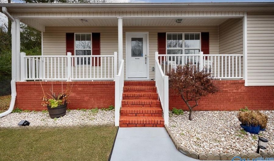 222 Mary Jo Isom Ln, Arab, AL 35016 - 3 Beds, 2 Bath