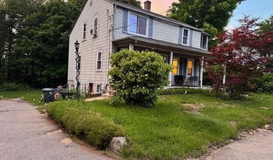 43 Meeting St, Coventry, RI 02816 - 2 Beds, 1 Bath
