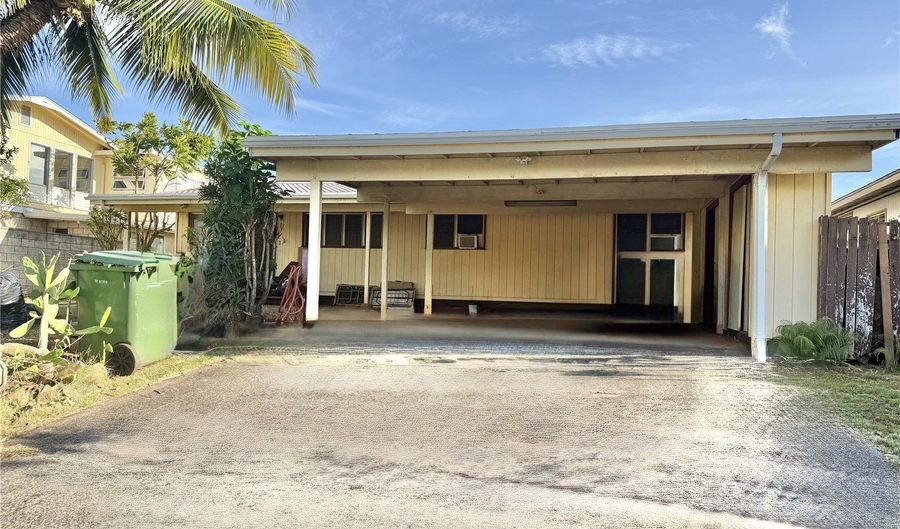 98-1658 Hoomaike St, Pearl City, HI 96782 - 3 Beds, 2 Bath