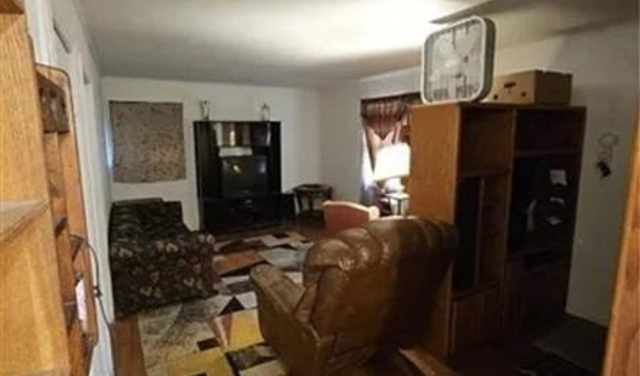 39 Cherry Cir, Babbitt, MN 55706 - 3 Beds, 1 Bath
