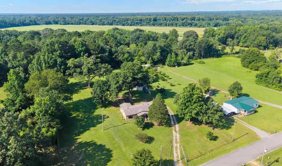 579 Christy Ln, Benton, AR 72015 - 3 Beds, 2 Bath