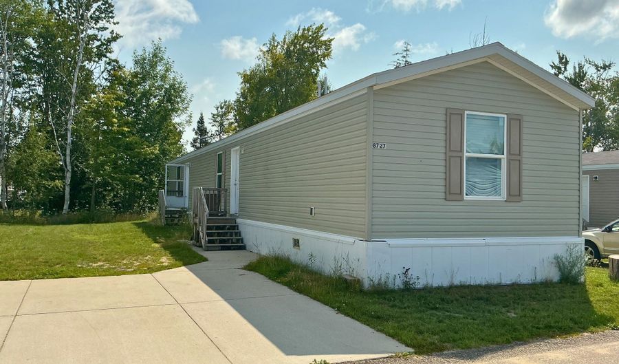 8727 Sandy St 94, Alanson, MI 49706 - 3 Beds, 2 Bath