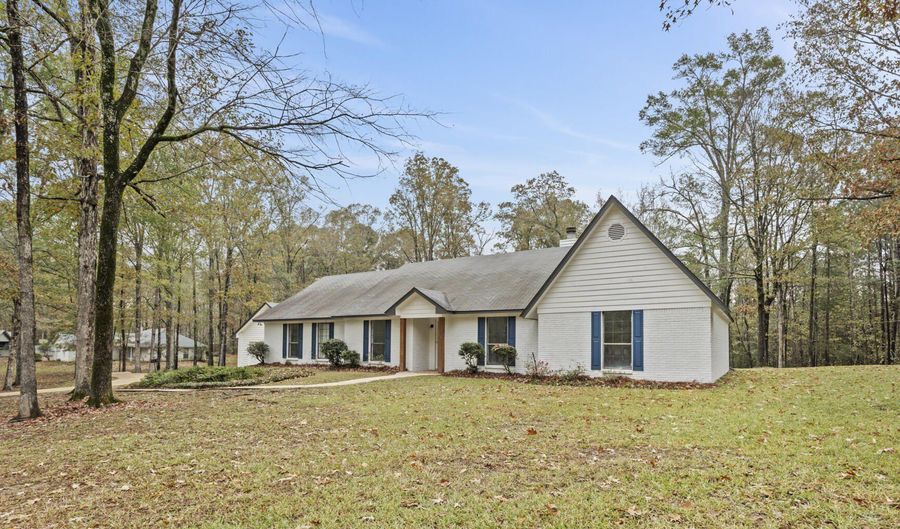 6076 Grants Ferry Rd, Brandon, MS 39047 - 5 Beds, 4 Bath