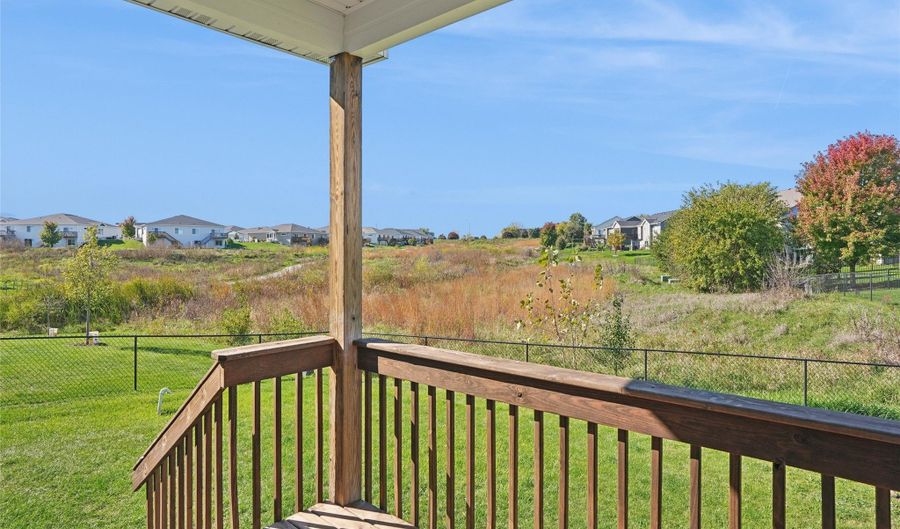 1216 Tuscany Dr SE, Altoona, IA 50009 - 4 Beds, 3 Bath