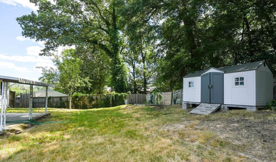 5924 CAUBA Ct, Alexandria, VA 22310 - 3 Beds, 2 Bath