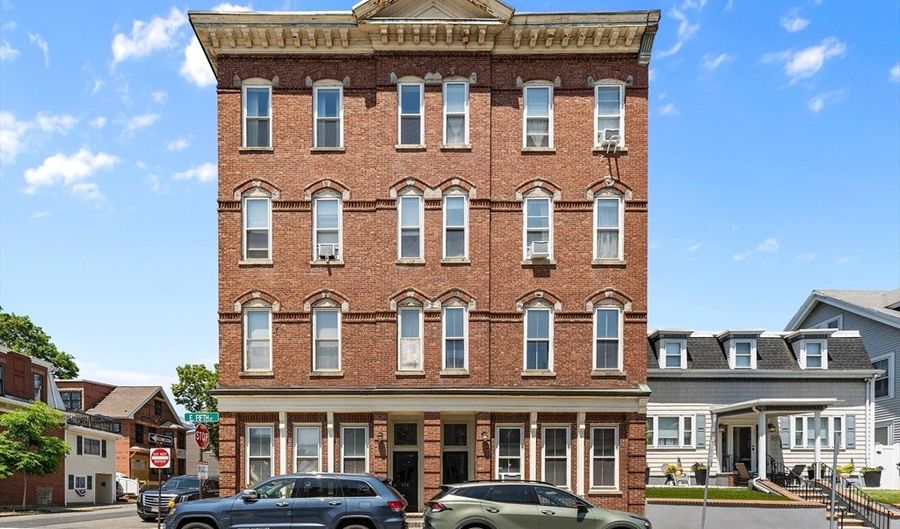 828-834 E Fifth St 4, Boston, MA 02127 - 1 Beds, 1 Bath
