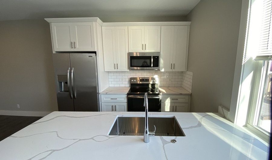 24 Norwood St 8, Boston, MA 02122 - 2 Beds, 2 Bath