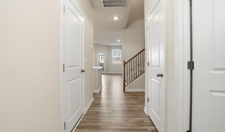 1760 Hidalgo Dr, Boiling Springs, SC 29316 - 3 Beds, 3 Bath